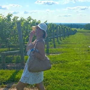 Meet your Posher, Kayla